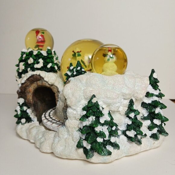 San Francisco Music Box Co Snowglobe Rotating Train Winter Wonderland Video - Picture 3 of 11
